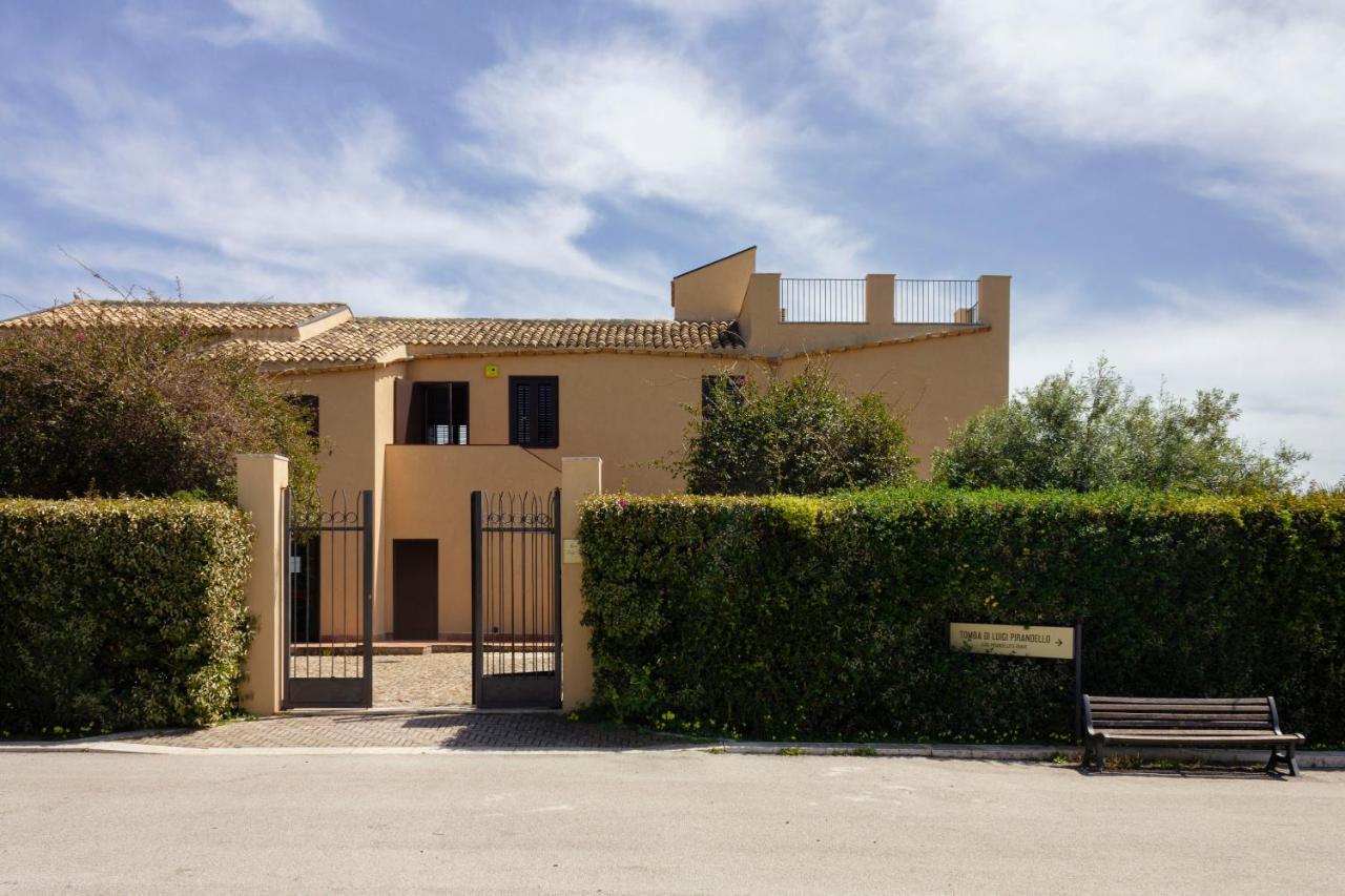 2 Apartments - Akragas Home 1 & 2 On Via Atenea City Center With View Agrigento Exteriör bild