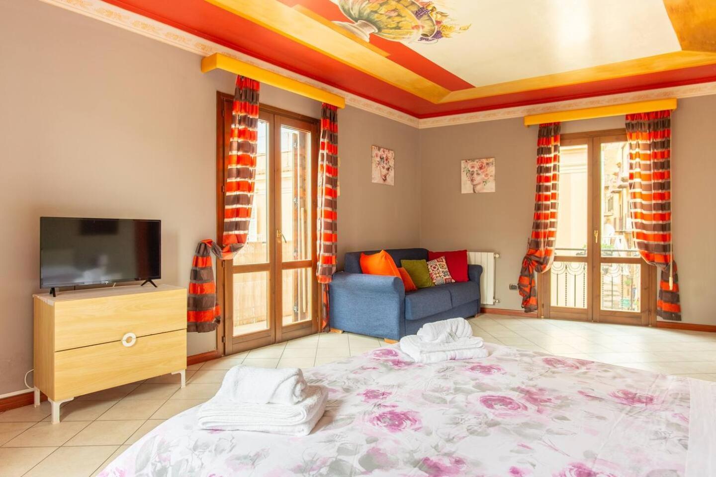 2 Apartments - Akragas Home 1 & 2 On Via Atenea City Center With View Agrigento Exteriör bild