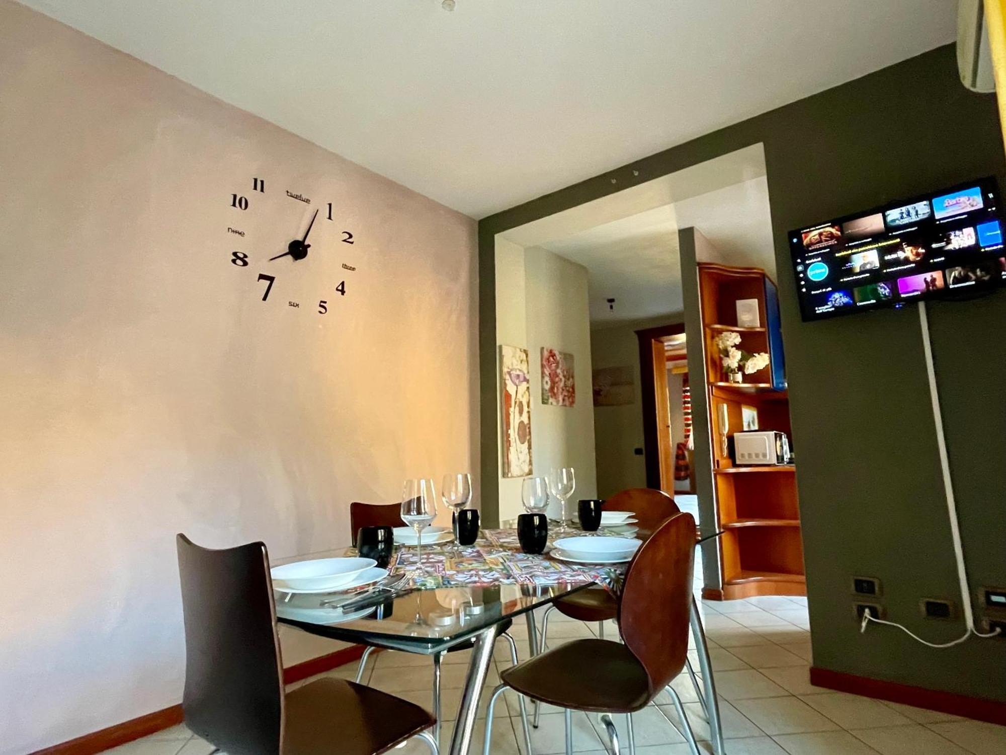 2 Apartments - Akragas Home 1 & 2 On Via Atenea City Center With View Agrigento Exteriör bild