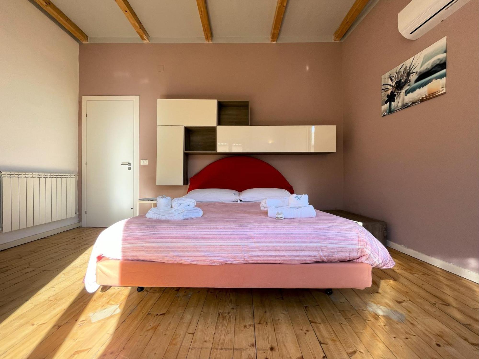 2 Apartments - Akragas Home 1 & 2 On Via Atenea City Center With View Agrigento Exteriör bild